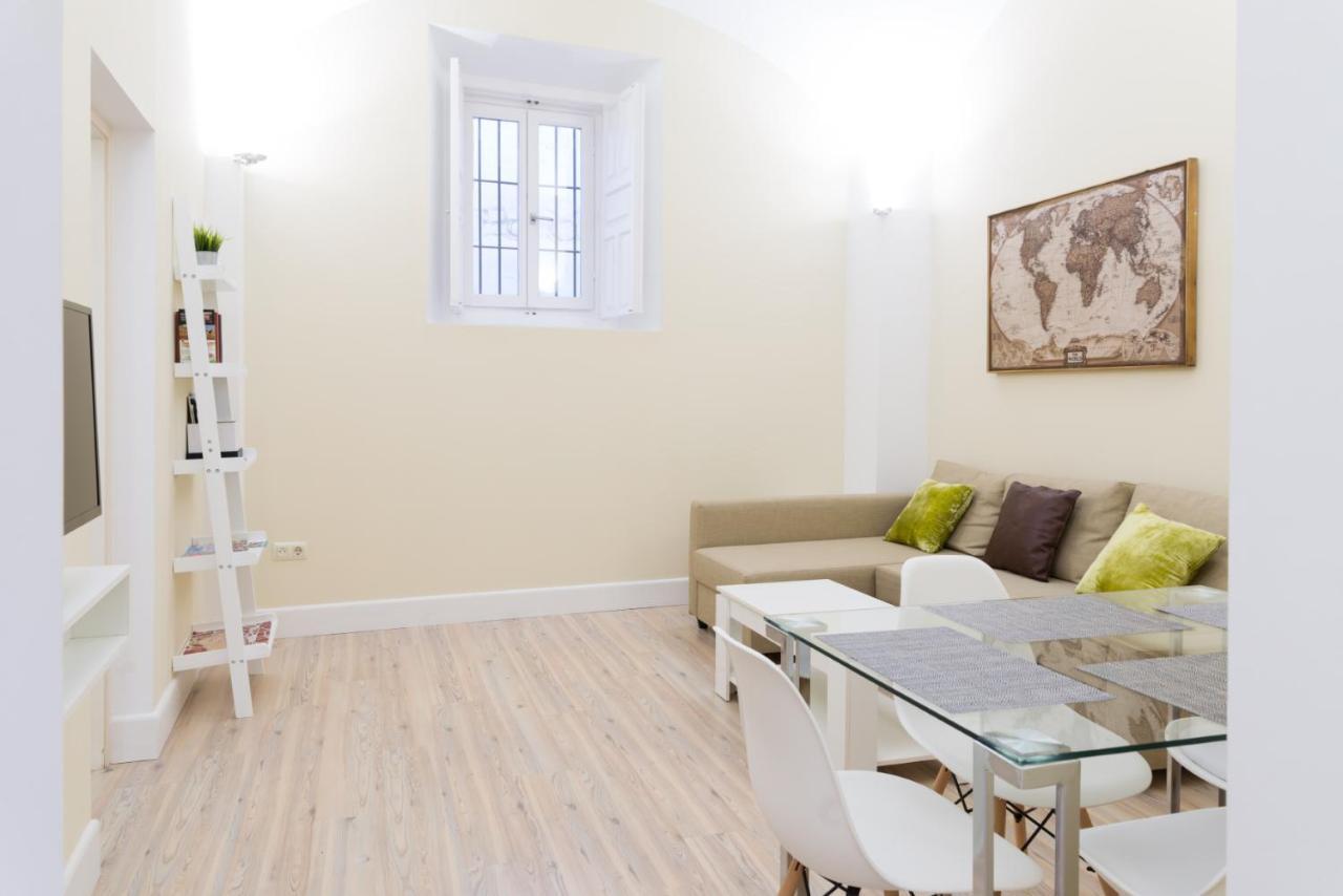 Adama Apartamento Turístico Cáceres Quarto foto